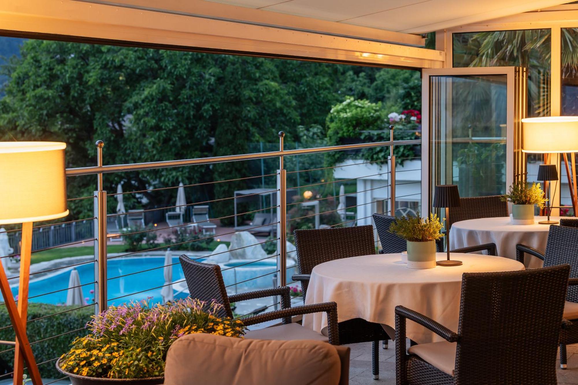 Hotel Starkenberg シェーナ エクステリア 写真